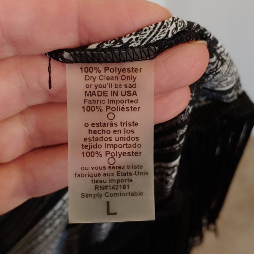Lularoe Monroe Kimono - Picture 5 of 5